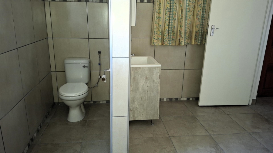 7 Bedroom Property for Sale in De Bakke Western Cape